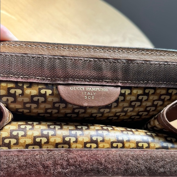 Gucci Brown Suede Cosmetics Bag - Picture 4 of 6